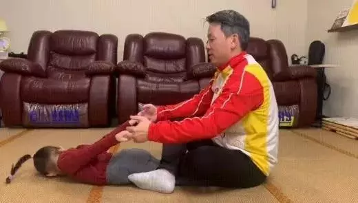 【特别企划】居家亲子运动怎么做？奥运冠军来教你！