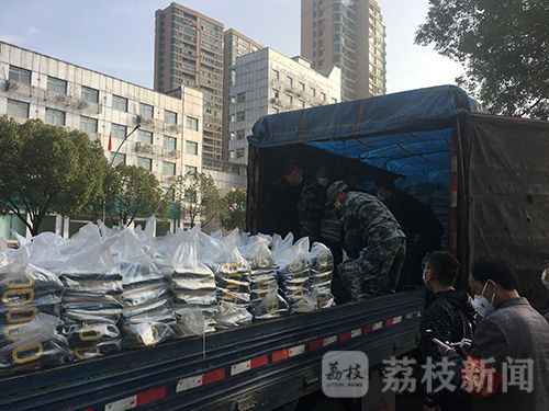 黄石■直通黄石丨抗疫情，保供应！江苏供销系统驰援物资不断运抵黄石