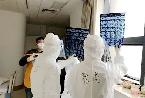 医生■国家级表彰！这位淮安医生中断美国访学，第一时间请战湖北！