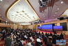 5月28日，国务院总理李克强在北京人民大会堂出席记者会并回答中外记者提问。这是记者在梅地亚中心多功能厅采访。 新华社记者 金良快 摄
