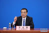 5月28日，国务院总理李克强在北京人民大会堂出席记者会并回答中外记者提问。 新华社记者 丁海涛 摄