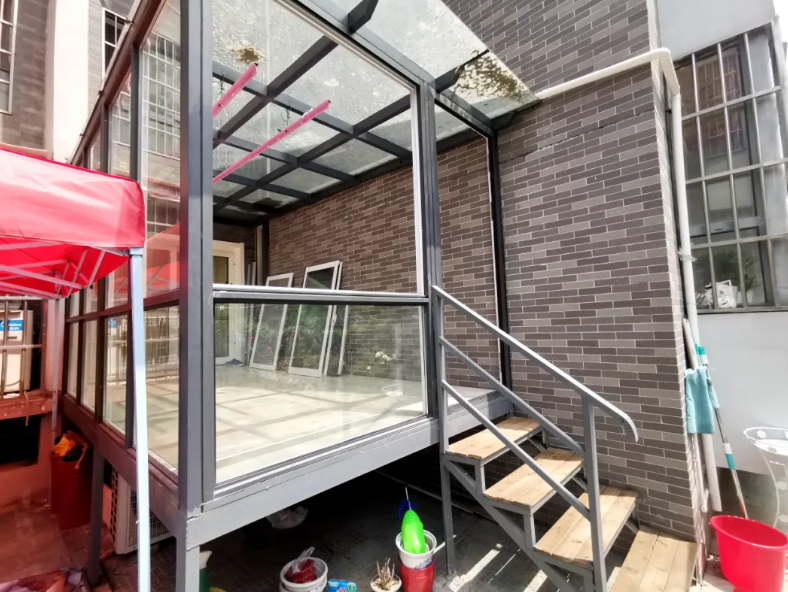 小区■五一不打烊！邳州这些小区违建拆了！