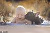 2015年2月11日报道（具体拍摄日期不详），美国芝加哥，无论他们是一起洗澡还是依偎在一起睡觉，照片中的这对小宝宝和斗牛犬组合实在是太有爱了。<br>摄影师Ivette Ivens发现八个月大的儿子Dilan和家中与他同龄的法国斗牛犬Farley日益亲密，于是决定用相机拍下这对形影不离的伙伴，记录他们的温馨瞬间。
