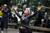 2020年4月25号贵州黔东南岜沙苗寨，贵州的一个少数民族村寨。图为苗寨歌舞表演。
