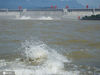 2020年6月30日，湖北宜昌，三峡大坝泄洪，场景壮观。