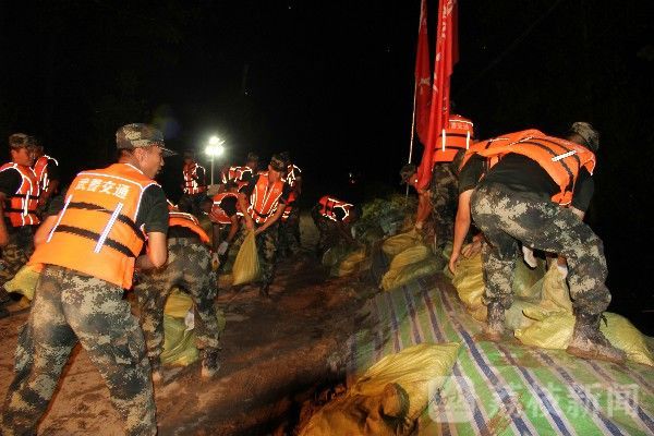 天鹅|湖北石首天鹅洲告急：武警专业救援力量火速驰援|荔枝军事