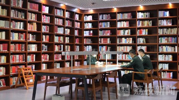 军校|十所军校学员重温入伍誓词，铮铮誓言响彻云霄|荔枝军事