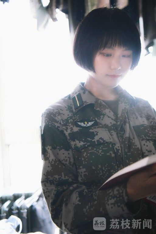 高考|燃哭！高考学子来看军校兵哥兵姐送给你们的祝福！|荔枝军事