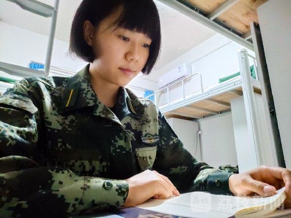 高考|燃哭！高考学子来看军校兵哥兵姐送给你们的祝福！|荔枝军事