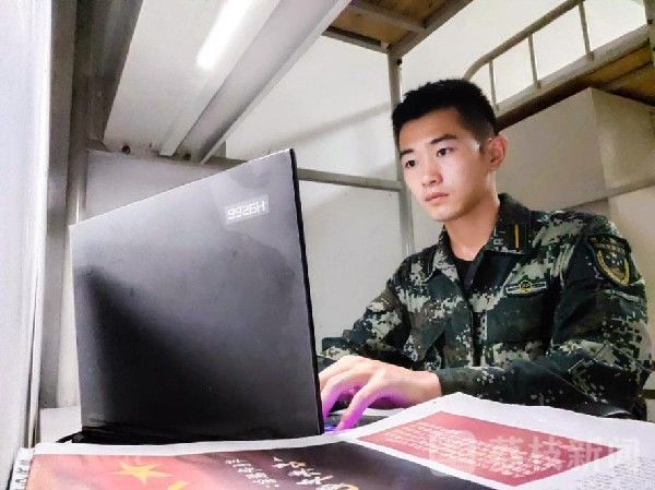 高考|燃哭！高考学子来看军校兵哥兵姐送给你们的祝福！|荔枝军事