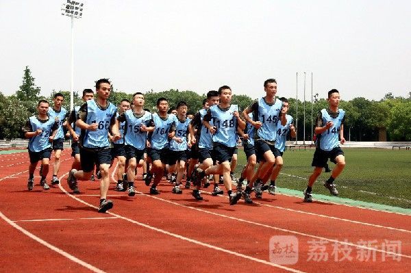 梦想|军考！向着梦想前进吧少年！|荔枝军事