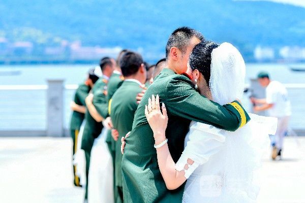 今朝|爱在军营 情定今朝|荔枝军事