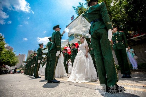 今朝|爱在军营 情定今朝|荔枝军事