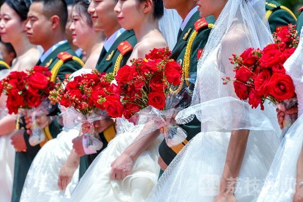 今朝|爱在军营 情定今朝|荔枝军事