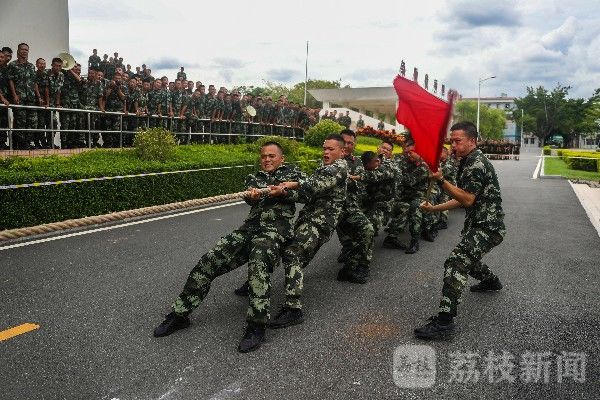 运动会|沙场夏点兵，一起围观武警小哥“军体运动会”|荔枝军事