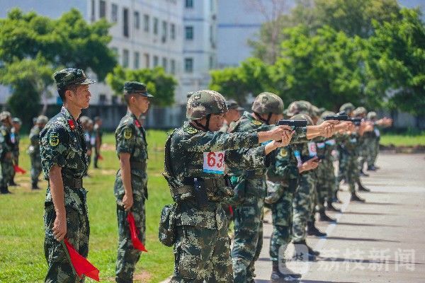 运动会|沙场夏点兵，一起围观武警小哥“军体运动会”|荔枝军事