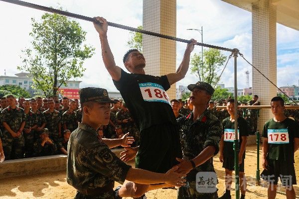 运动会|沙场夏点兵，一起围观武警小哥“军体运动会”|荔枝军事