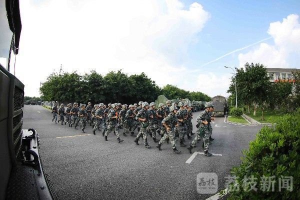 他们|“乘风破浪”的防空兵，来了！|荔枝军事