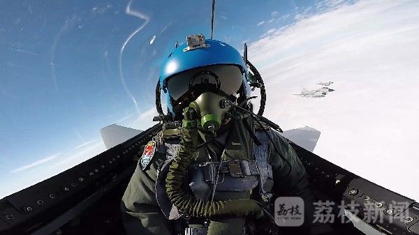 我们|我们正在续写新的辉煌|荔枝军事