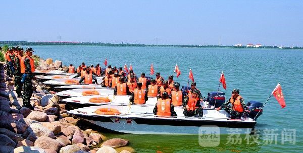 乘风破浪|帅！快来看这些乘风破浪的兵哥哥！|荔枝军事