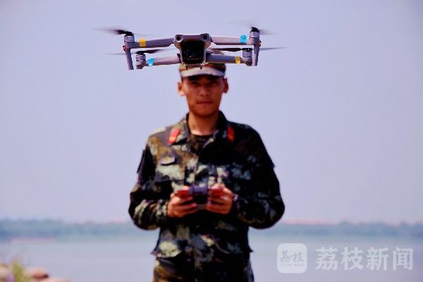 乘风破浪|帅！快来看这些乘风破浪的兵哥哥！|荔枝军事