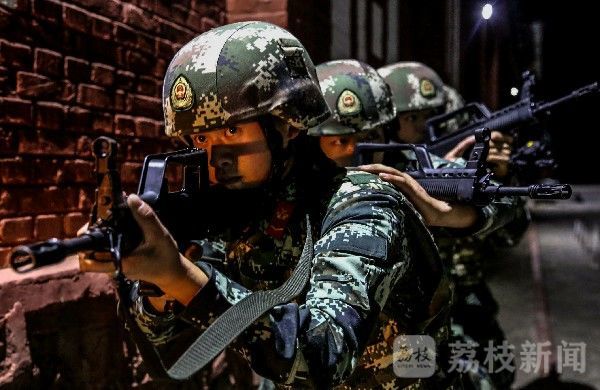 夜间|战斗，在夜间打响……|荔枝军事