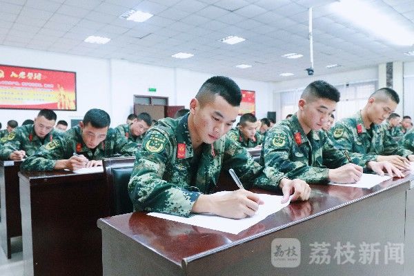 考核|直击士官选晋:要“升级”,这些“关卡”必须过|荔枝军事