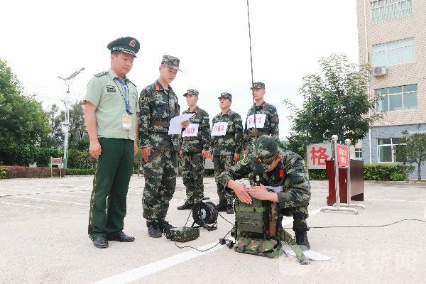 考核|直击士官选晋:要“升级”,这些“关卡”必须过|荔枝军事