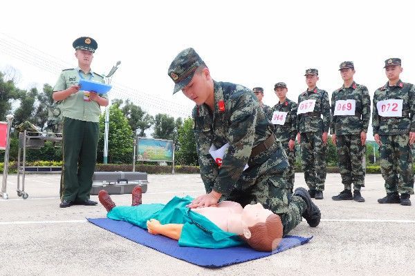 考核|直击士官选晋:要“升级”,这些“关卡”必须过|荔枝军事