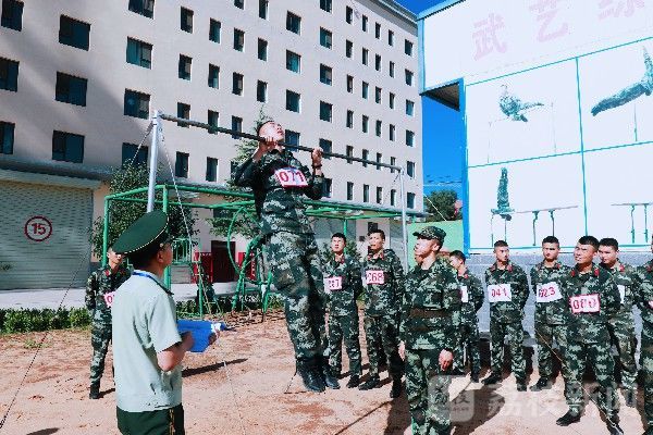 考核|直击士官选晋:要“升级”,这些“关卡”必须过|荔枝军事