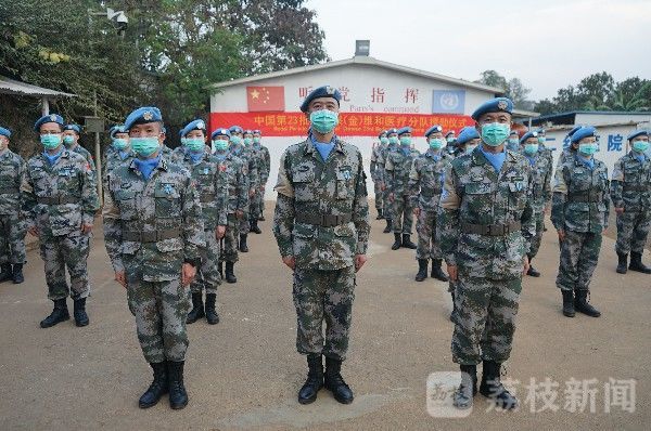 勋章|大使馆发来贺电！43名卫勤精兵荣获联合国“和平荣誉勋章”|荔枝军事