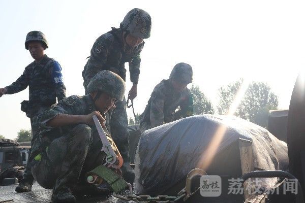 千里|千里大练兵，打造重装钢铁运输线|荔枝军事