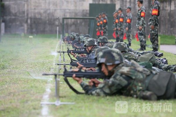 兵哥哥|兵王争霸！看兵哥哥如何披荆斩棘|荔枝军事