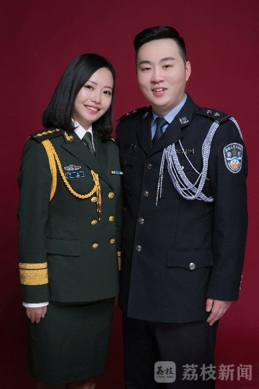 军人|左手牵你,右手敬礼,这是军人独特的爱情|荔枝军事