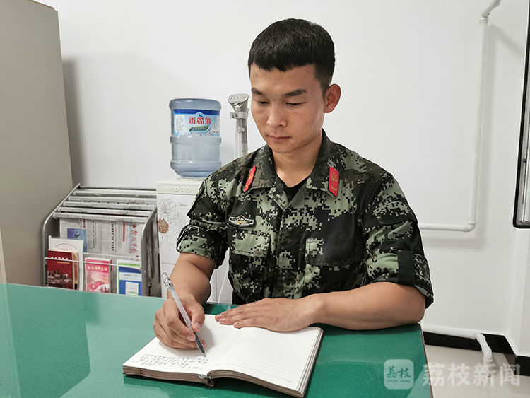 老兵|退伍前，看看老兵们都在做什么丨荔枝军事