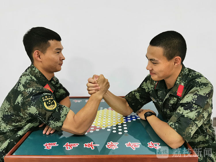 老兵|退伍前，看看老兵们都在做什么丨荔枝军事