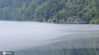 2020年8月7日，湖南省郴州市资兴市，来自全国各地的游人在观赏小东江江面的雾漫奇观，形似一幅壮美的水墨山水画，犹如最美梦幻的仙境。