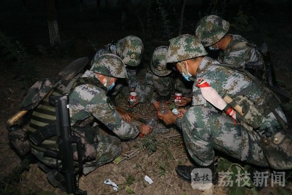 演练|淬火加钢！直击陆军边海防学院某校区综合演练|荔枝军事