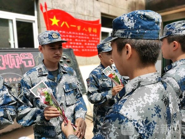 师父|今天，他们这样感谢自己的“兵师父”|荔枝军事