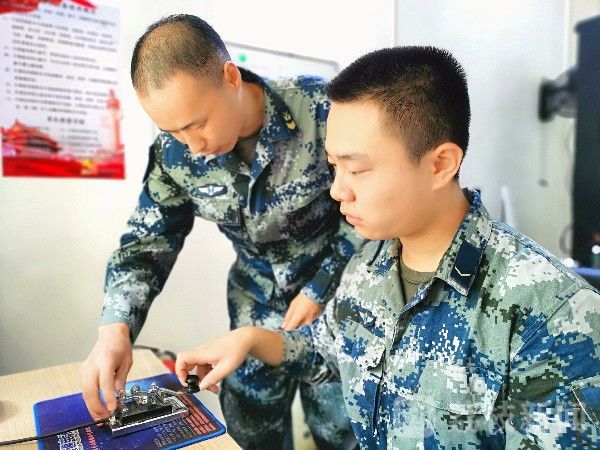 师父|今天，他们这样感谢自己的“兵师父”|荔枝军事