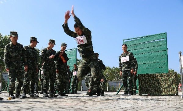 军事体育|高手过招!速来围观军事体育运动会!|荔枝军事