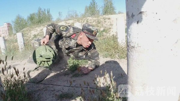 练兵|练兵！练兵！通信兵“燃爆”训练场！|荔枝军事
