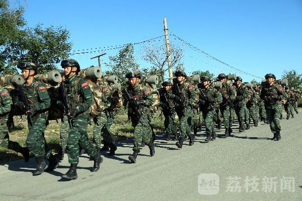 魔鬼|“魔鬼周”的一天有多魔鬼，特战队员自述：我太难了...|荔枝军事