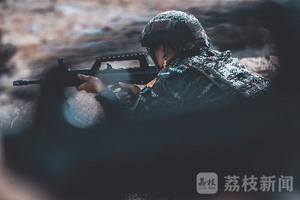 反恐|山地反恐围剿磨练铁拳尖刀|荔枝军事