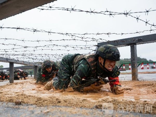 比武|巅峰比武|这场战斗，在雨中打响！|荔枝军事