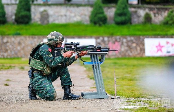 队员|“巅峰”对决，开战！|荔枝军事