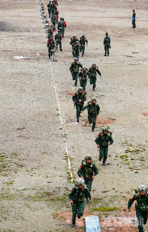 队员|“巅峰”对决，开战！|荔枝军事