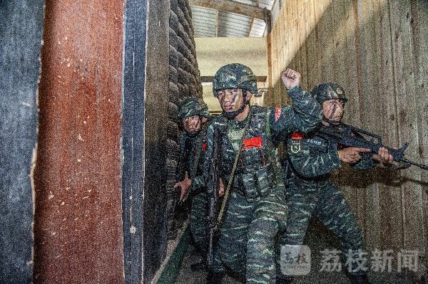 魔鬼|近观“魔鬼周”,特战尖兵“试比高”|荔枝军事