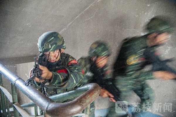 魔鬼|近观“魔鬼周”,特战尖兵“试比高”|荔枝军事