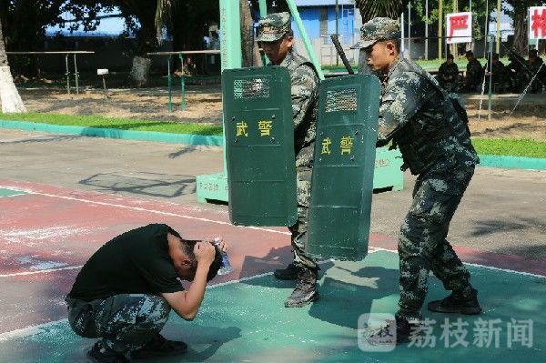教练员|武警某支队举办教练员比武竞赛,提升警(士)官组训任教能力|荔枝军事